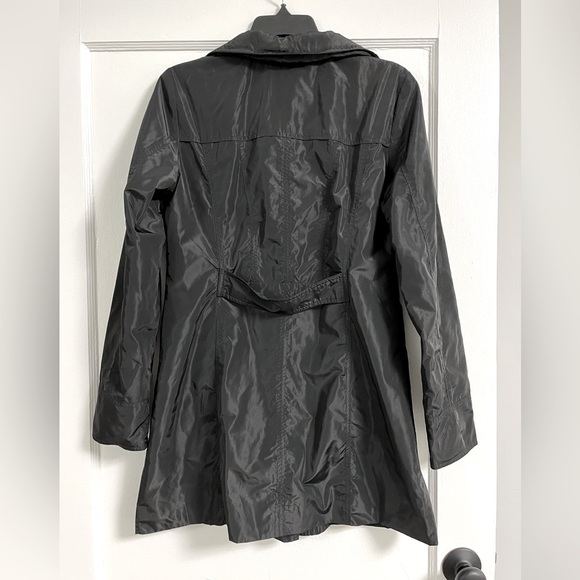 Ellen Tracy packable hooded raincoat - black - size small - awesome coat - Picture 3 of 14